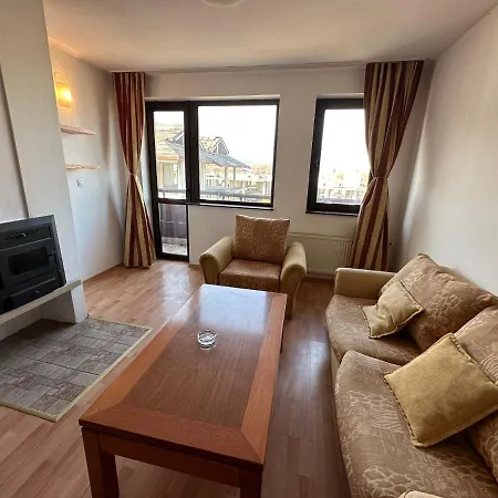 Spacious Mountain View Apartment Bansko